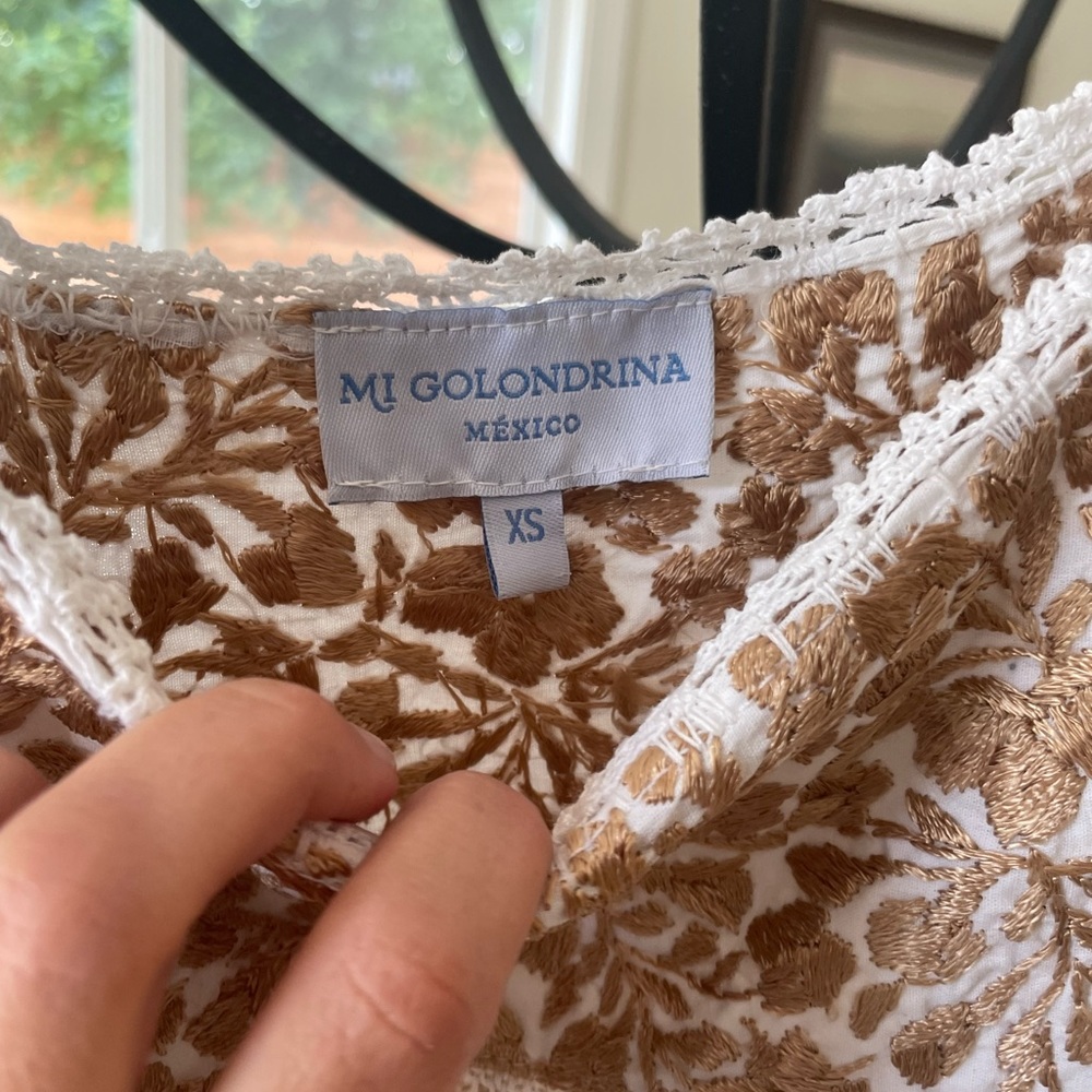 Mi Golondrina top in gold and white. Never worn.